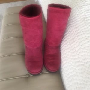 Classic, tall Ugg boots