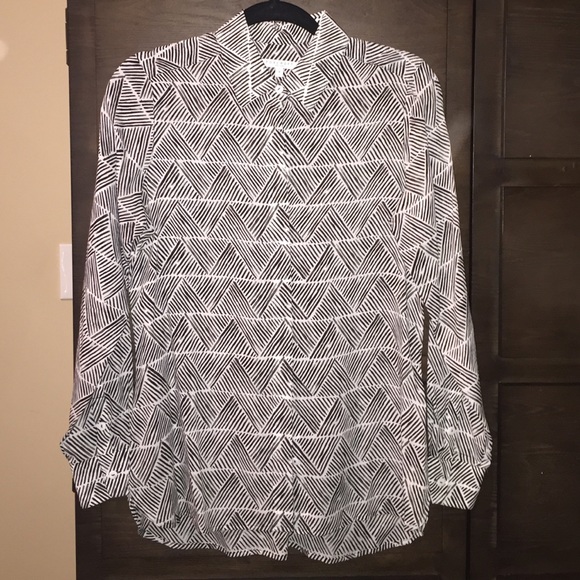 Foxcroft Women's Geometric Print Non-Iron Shirt