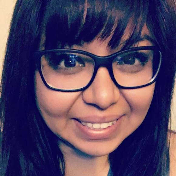 Meet your Posher, Jazmin - Picture 1 of 1