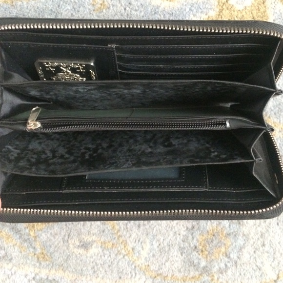 Wallet - Picture 3 of 4