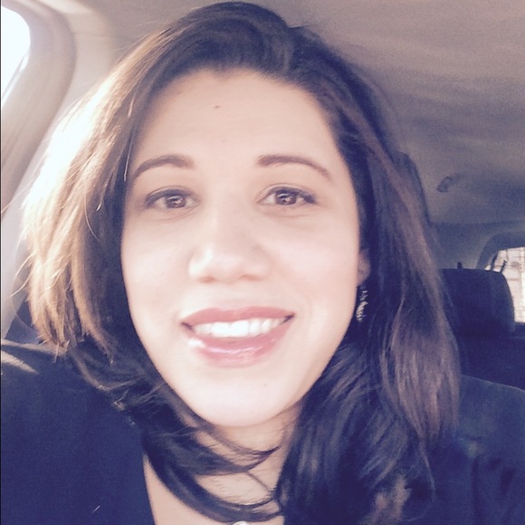 Meet your Posher, Gladys - Picture 1 of 1