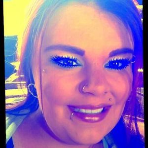 Meet your Posher, Misty