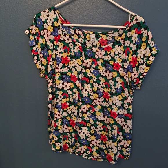 Flowered t-shirt