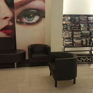 Meet your Posher, Catherine