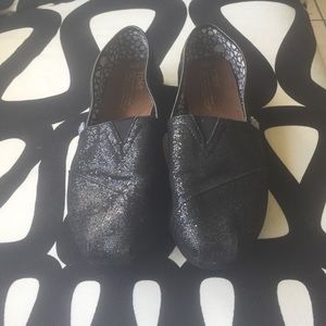 Black Glitter Toms (women's)