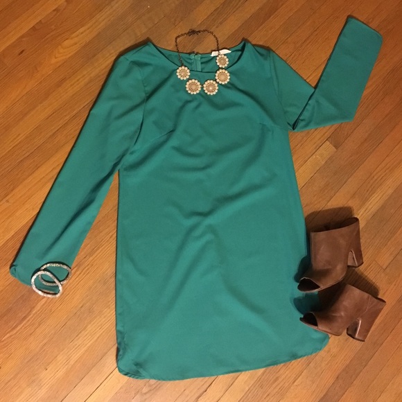 Green shift dress