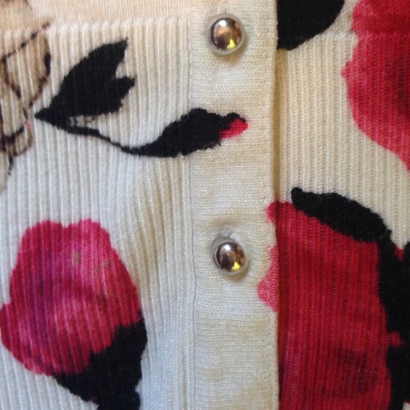 🌺 Adorable WHBM Sweater - Picture 4 of 4