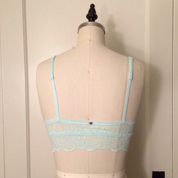 Victoria's Secret Pink Rosette Bralette - Picture 2 of 3