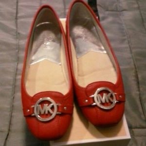 Michael kors flats