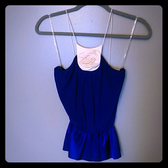Silk tank top with floral and button details