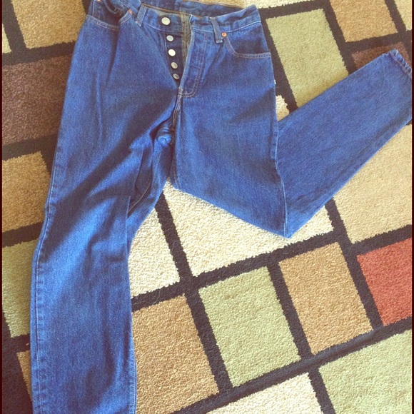Vintage Levi's high waisted jeans
