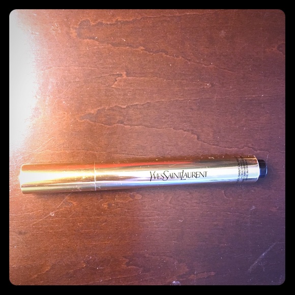 YSL Touche Éclat: Radiant Touch