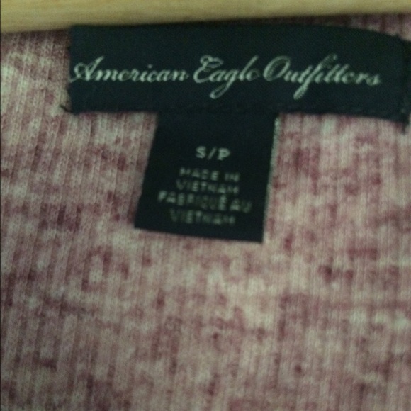 AE t-shirt - Picture 2 of 2