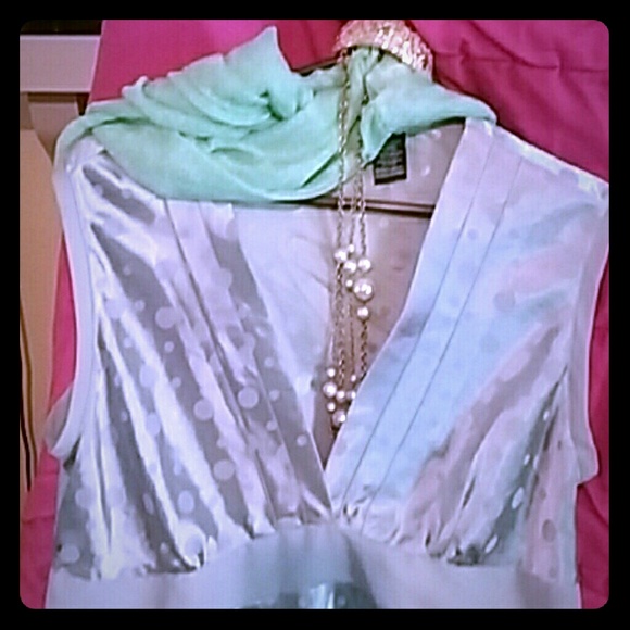 Sleeveless satin sexy stretch v-neck silver gather