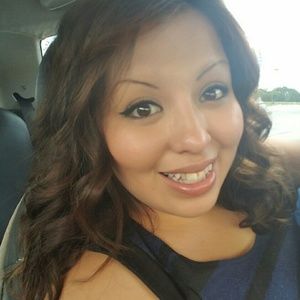 Meet your Posher, Perla