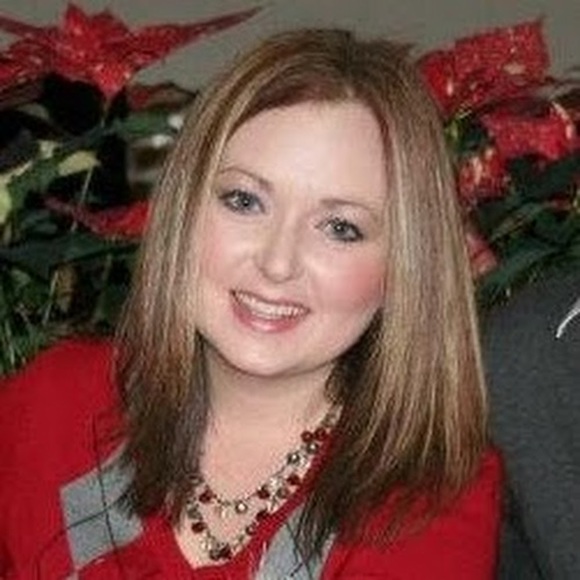 Meet your Posher, Jessica - Picture 1 of 1