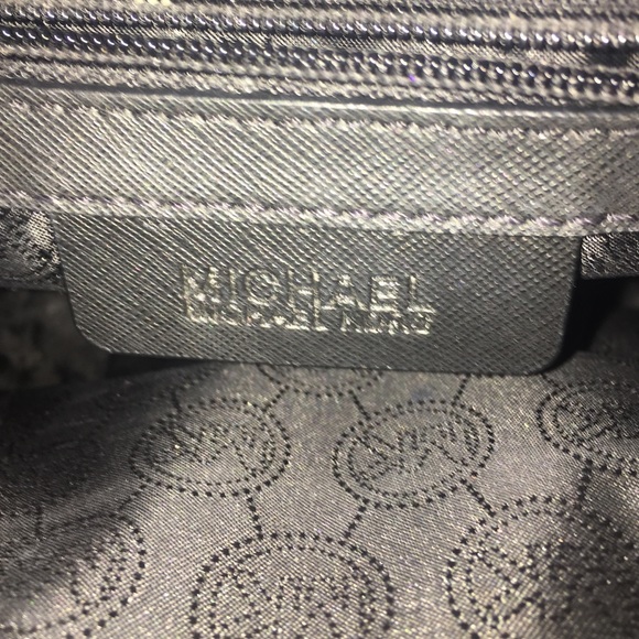 Michael Kors handbag/crossbody purse - Picture 4 of 4