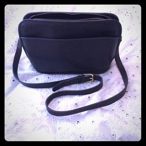 💥FLASH SALE💥LARGE Authentic Coach purse