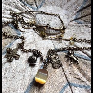 Vintage Jewelry - Handmade Lion Eagle Knight Crest Charm Stone Neck Vintage Jewelry - Handmade Lion Eagle Knight Crest Charm Stone Neck