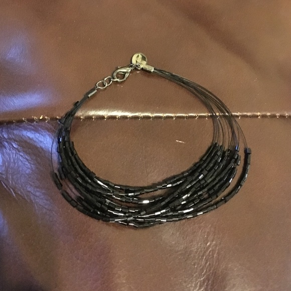 Black beaded bracelet