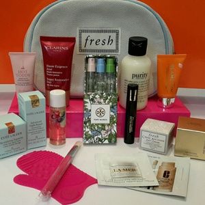 Beauty Samples + Cosmetic bag