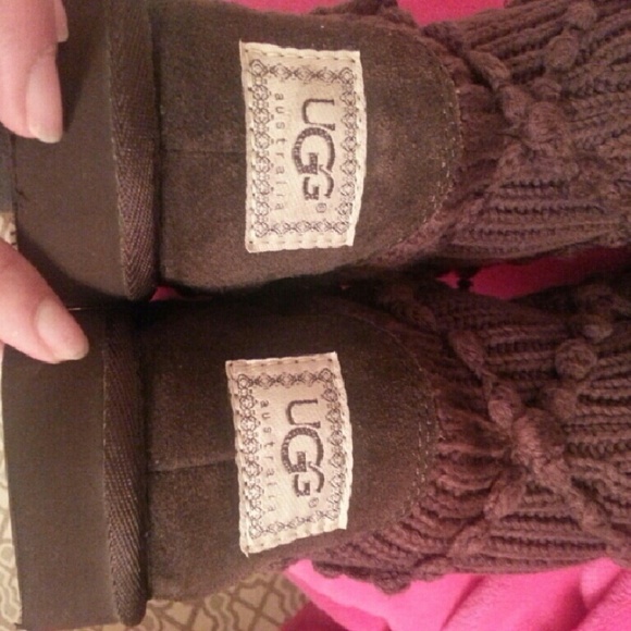 SOLD!!!!!!!!Authentic UGG Argyle - Picture 3 of 4