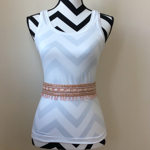 🎉💕HP💕🎉{Anthro} Beaded Briar Belt 🌷SIZE M🌷 - Picture 2 of 4