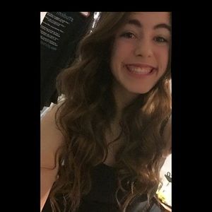 Meet your Posher, Hannah