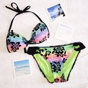 Bright Hawaiian Print Bikini