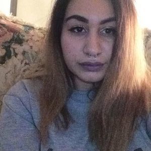 Meet your Posher, Alejandra