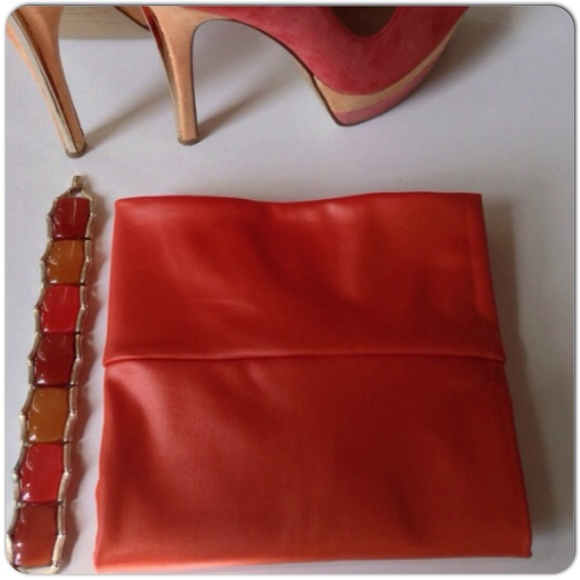 NEW DEEP ORANGE FAUX LEATHER PENCIL SKIRT - Picture 4 of 5