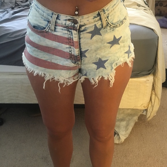 High waisted Stars and Stripes shorts