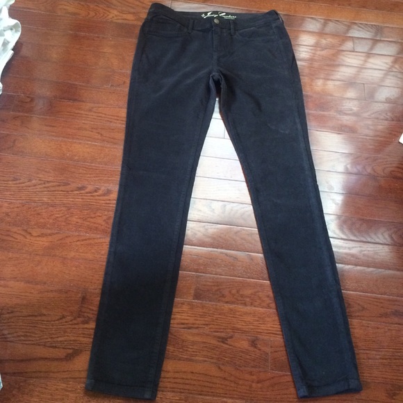 Juicy Couture black skinny corduroys-NWOT