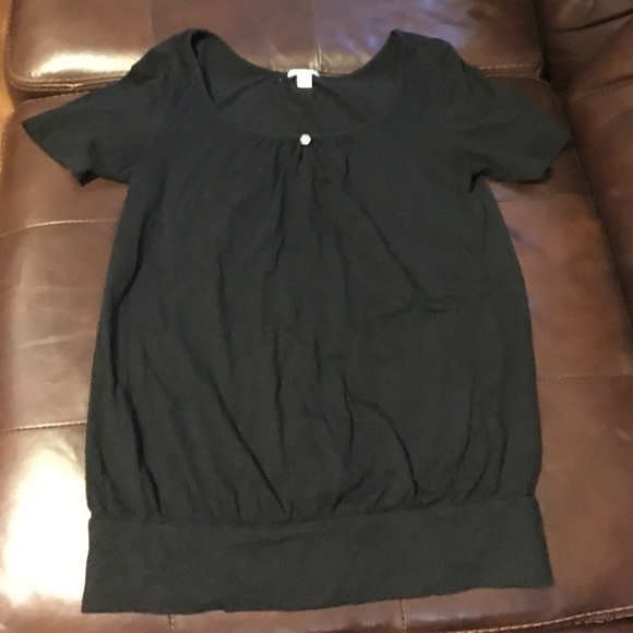 Black Old Navy banded hem shirt