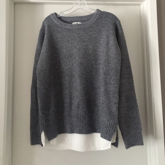 UNIF X UO Gray Sweater