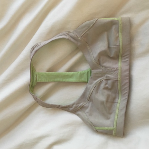 Lulu lemon sports bra
