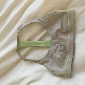 Lulu lemon sports bra