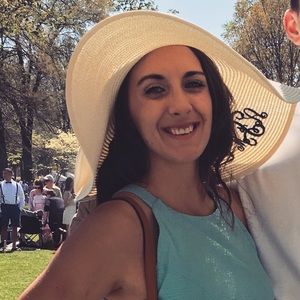 Meet your Posher, Anna