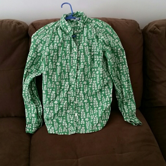 Old navy button up size small