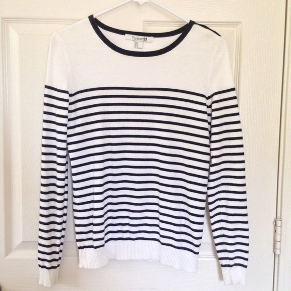 ❗️DONATING 7/15❗️Forever 21 Striped Sweater - Picture 3 of 4