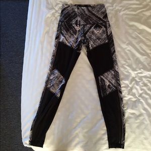 Lulu lemon workout pants
