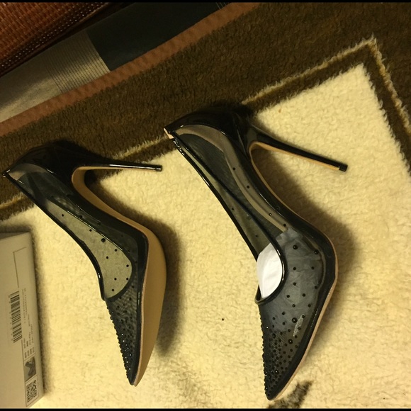 Women's Custom Ordered Pumps - Picture 2 of 3