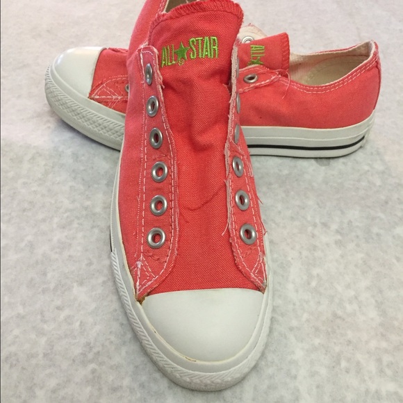 Converse no lace slip on shoes!