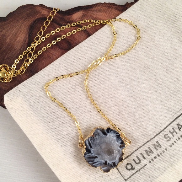 Quinn Sharp Designs  Jewelry - 🎉HP🎉 Sale!!!  🎉 Druzy Geode Gold Necklace