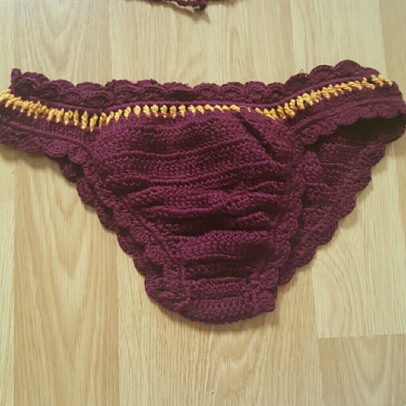 Maroon Crochet Bikini - Picture 3 of 4