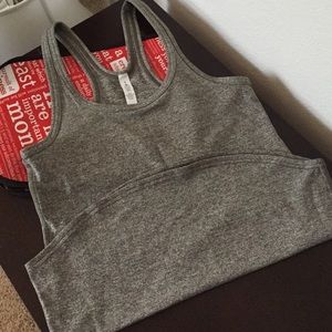 💢sold in bundle💢Lululemon studio racer back tank