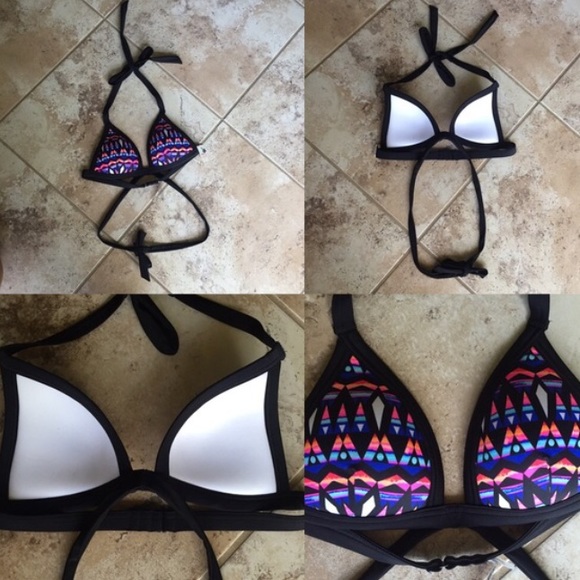👙SMALL VICTORIA'S SECRET BIKINI TOP - Picture 3 of 4