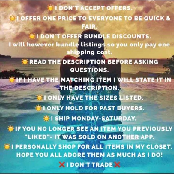 👙SMALL VICTORIA'S SECRET BIKINI TOP - Picture 2 of 4