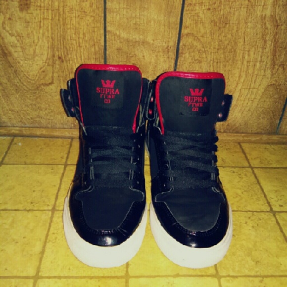 Supra Vaiders