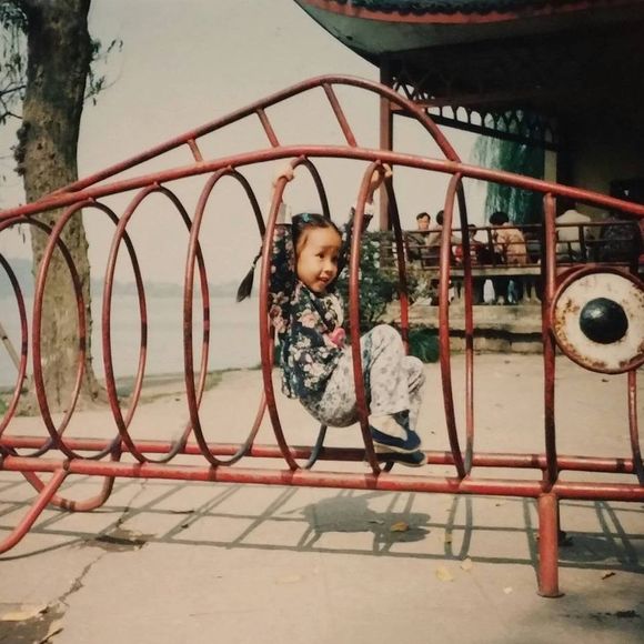 Meet your Posher, Julie